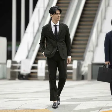 授業参観日の服装に父親はスーツで行く?男性向けコーデを紹介