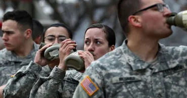 ワシントンDC:ジェンダー意識が高い米国で、女性に徴兵登録義務が課されていないことへの論争=峰尾 洋一