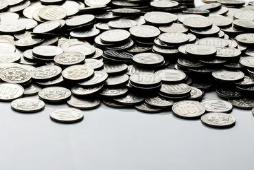 ガチャガチャビジネスの現在と未来？市場規模、副業の始め方、成功への道を探る！副業としてのガチャガチャビジネス：始め方から成功の秘訣まで