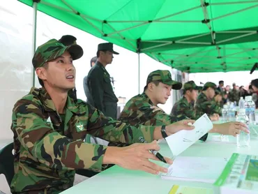スターと韓国の兵役