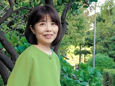 俵万智さん「アボカドの種」年ぶり歌集揺れる心、つむぐ時間も歌なんだ
