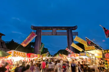 筥崎宮放生会2025！博多三大祭り、1100年の歴史と秋の風物詩を徹底解説！2025年、筥崎宮放生会：神事と賑わい、屋台グルメ、アクセス情報。