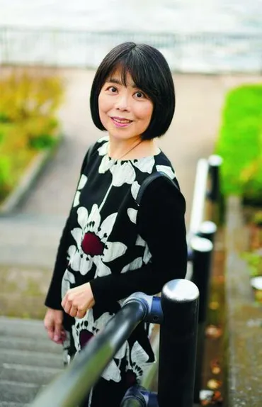 俵万智が語る゛一人息子゛の中学受験と寮生活 「中高6年間、毎日ハガキを送りました」 