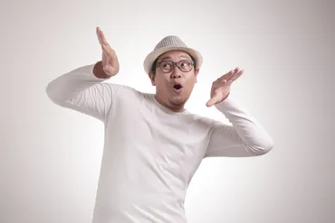 「浮かれポンチ」とは？意味や特徴、恋愛での注意点、上手な付き合い方を徹底解説！「浮かれポンチ」の意味と、恋愛における注意点