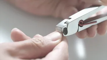 感動の爪切り体験！スパッと切れる快感爪切り「SUWADA つめ切り プチ」