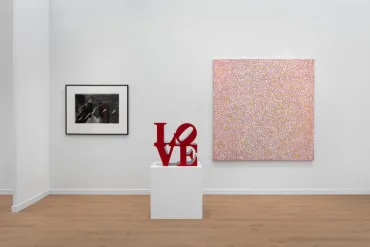 今年のフリーズはLAの癒し」──出展者の多くが好調な売上。エリザベス・ペイトンは4億円、奈良美智は1億円 