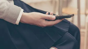 授業中の｢スマホ使用禁止｣は教師の怠慢だ ｢生徒が話を聞いて当然｣は大きな勘違い 