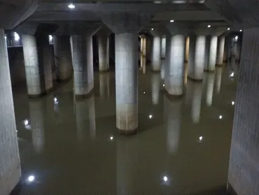 首都圏外郭放水路の秘密？地下神殿と治水技術の魅力に迫る！地下に広がる巨大治水施設、首都圏外郭放水路の全貌