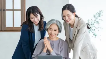 昭和の常識が通じない？Z世代との世代間ギャップを埋めるコミュニケーションのヒント│株式会社エナジーソース