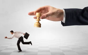 逃げるが勝ち」が意味することとは？ 使い方や似た言葉などを紹介 