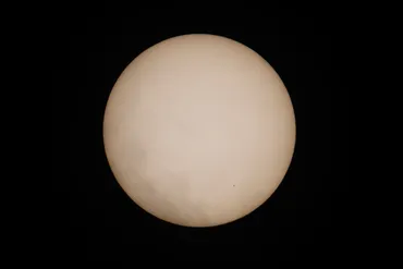 特別企画:6月21日の天体ショー「部分日食」を撮影してみよう