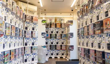 カプセルトイブーム再燃！マーケティング戦略と最新トレンド