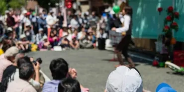 バンドマンや大道芸人を支える「投げ銭」 懐に入れていいボーダーラインは?