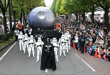 カワサキハロウィンとは？日本最大級ハロウィンの光と影を徹底解説！ハロウィンの歴史と地域活性化への貢献