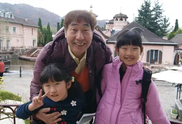 じぃじのバカ！」あのミスター自由奔放・今をときめく蛭子能収が、実の孫娘ふたりに翻弄され…あまりに意外な「良きじぃじ」の素顔！尾木ママも絶賛の「孫まご旅」日曜放送！  