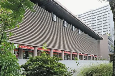 国立劇場の建て替え問題、伝統芸能の未来はどうなる？老朽化と建て替え、遅延と課題、そして未来への期待