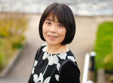 今も読まれる「サラダ記念日」異例のブーム、俵万智さん恩師が分析:朝日新聞