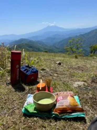 アウトドアで茶道】山で抹茶をたてる「野点のだて」・登山やキャンプで山茶道を手軽に楽しもう