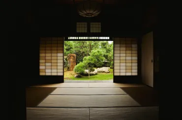 茶道の歴史が知りたい!「書院の茶」と「草庵の茶」の違いって?~日本文化紹介シリーズ~
